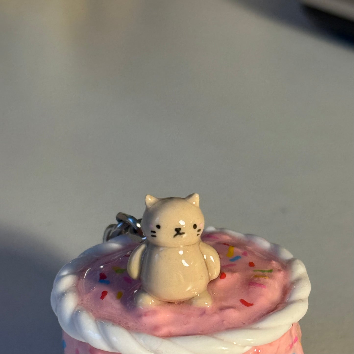 pink birthday cake keychain