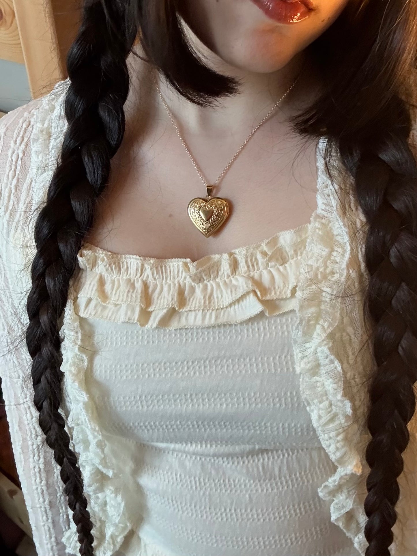 lyra locket necklace