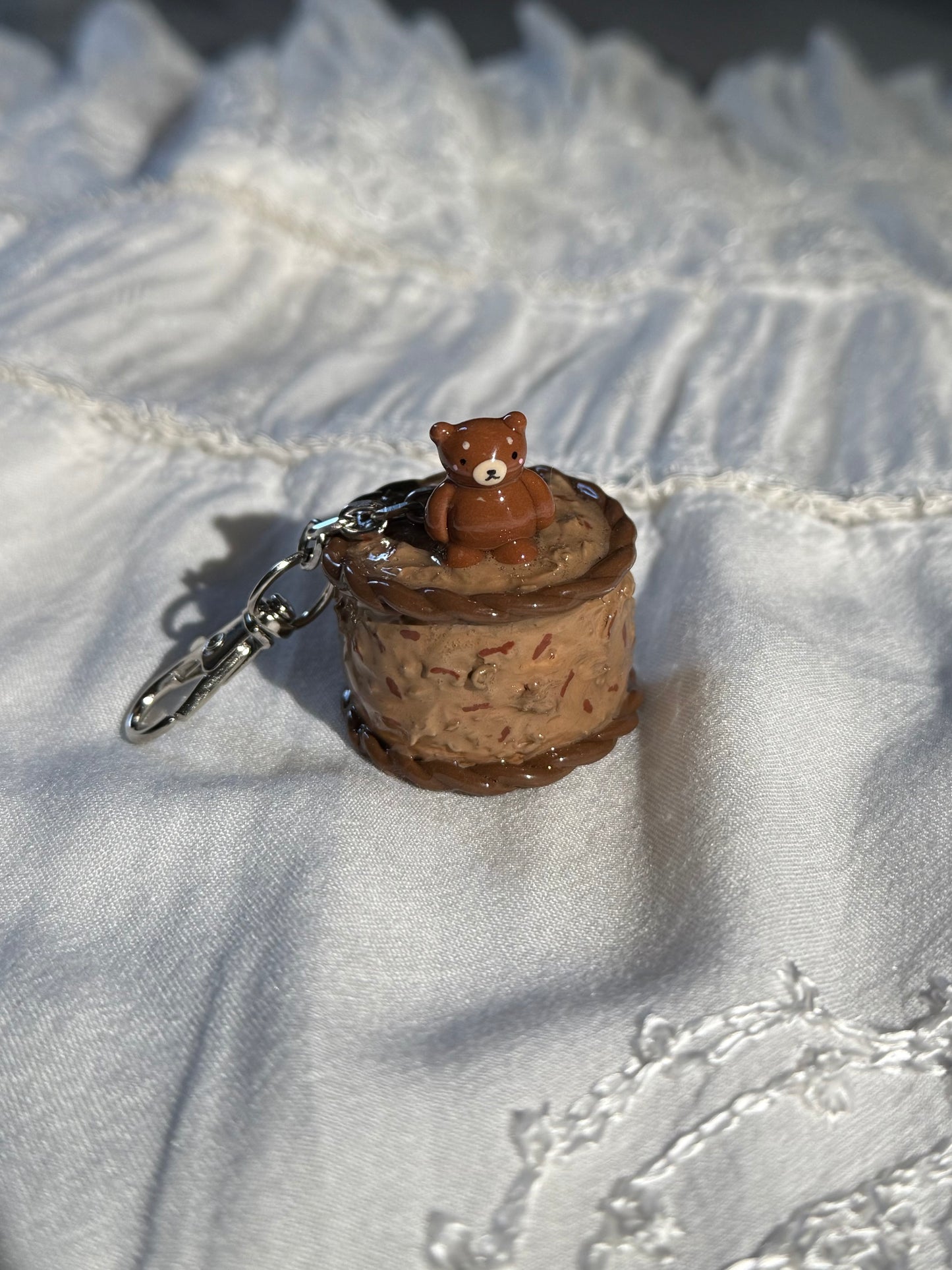 chocolate birthday cake keychain