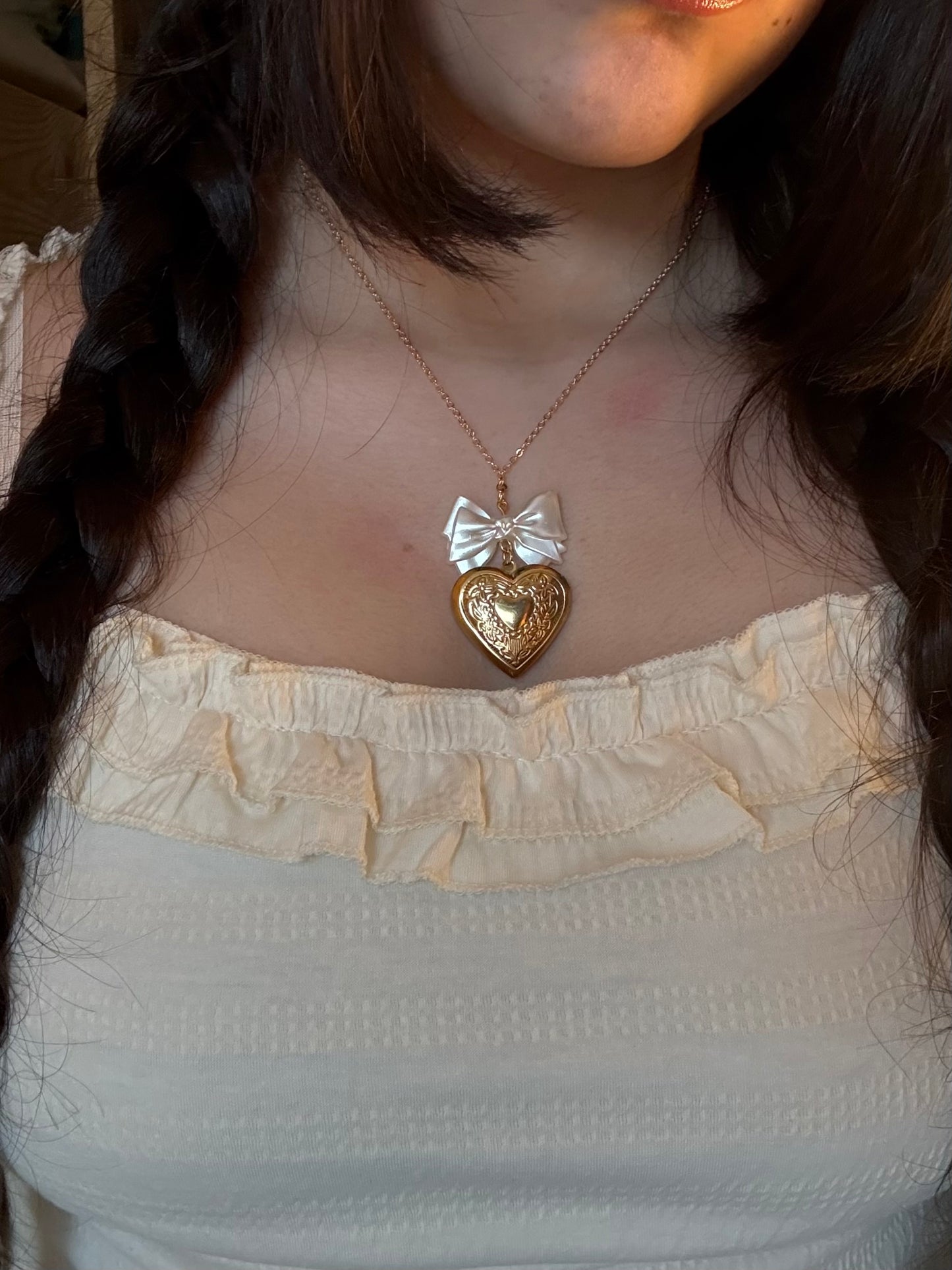lyra locket bow necklace